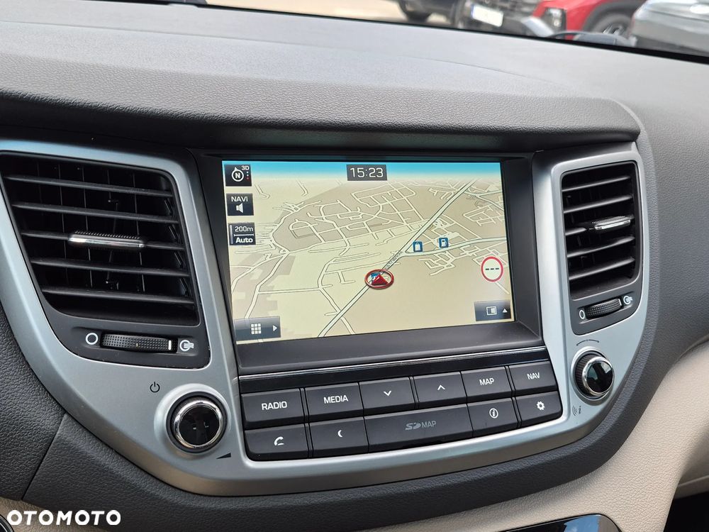 Hyundai Tucson 2.0 CRDI Premium 4WD - 26