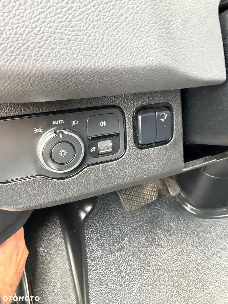 Mercedes-Benz Sprinter - 31