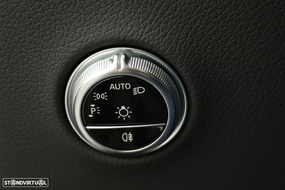 Mercedes-Benz GLC 300 de 4Matic 9G-TRONIC AMG Line Advanced - 17