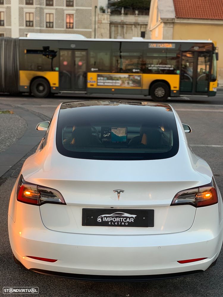 Tesla Model 3 Standard Range Plus RWD - 3
