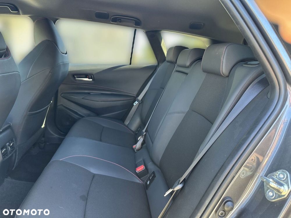 Toyota Corolla 2.0 Hybrid GR Sport - 17