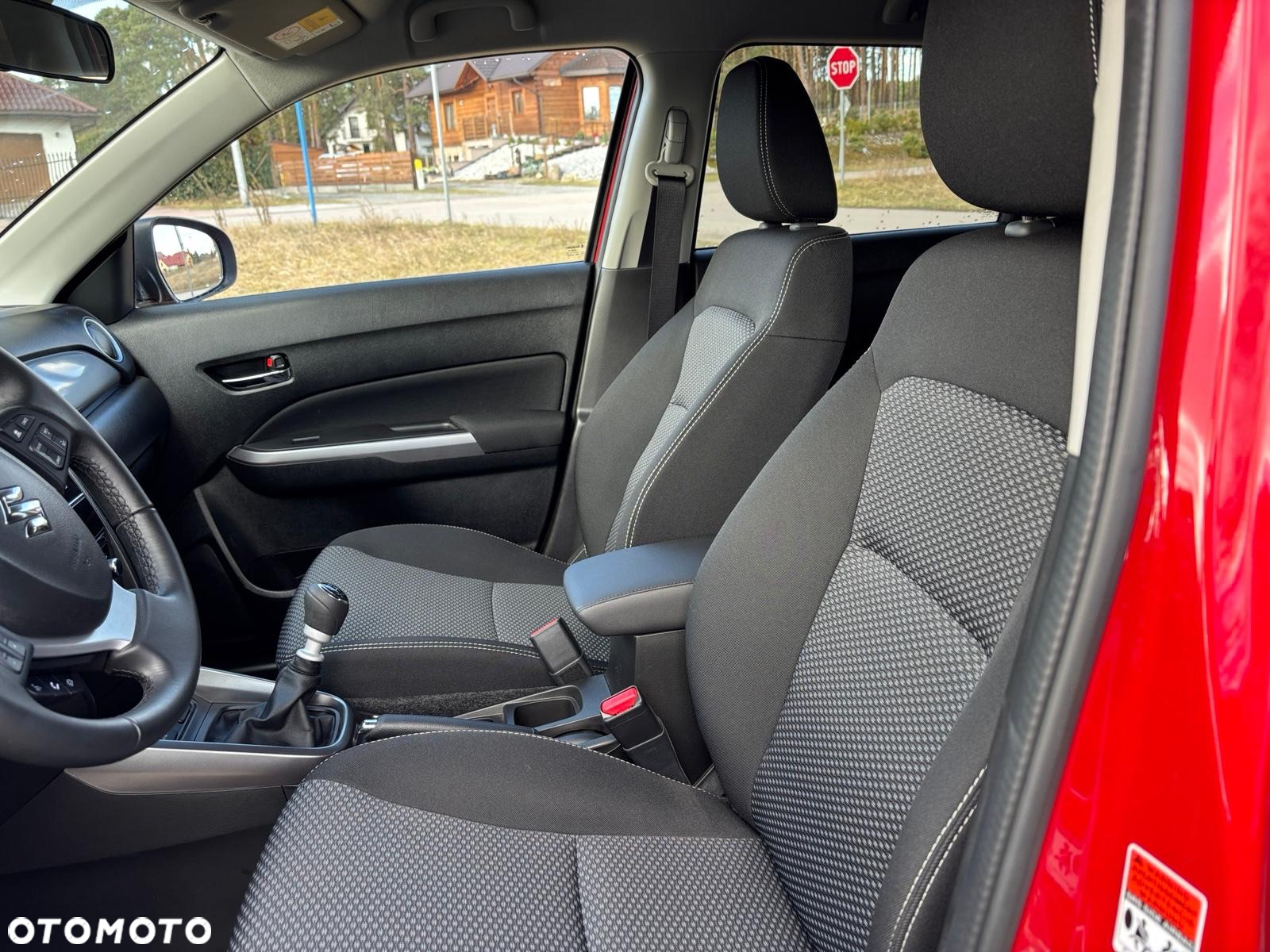 Suzuki Vitara 1.4 Boosterjet Premium 2WD - 17