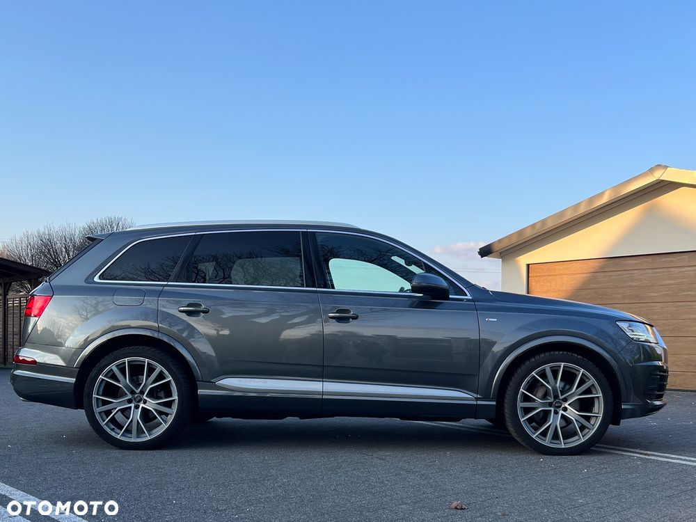 Audi Q7 - 10