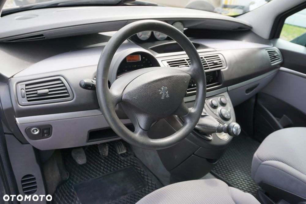 Peugeot 807 2.0 HDi Trendy - 9
