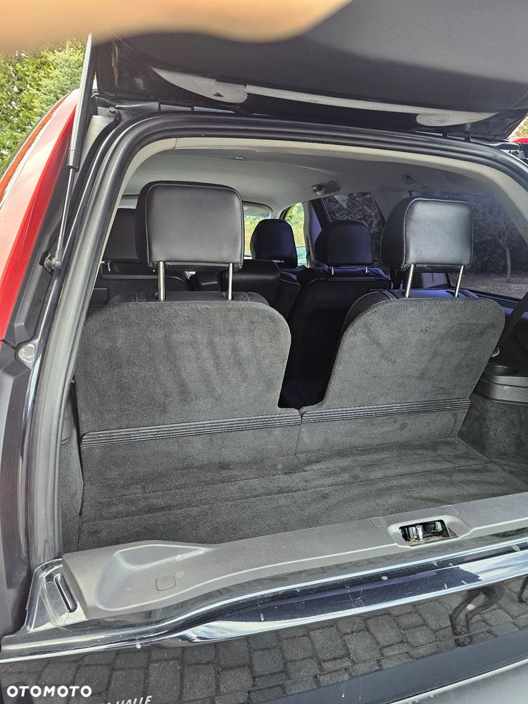 Volvo XC 90 2.4D Momentum - 12