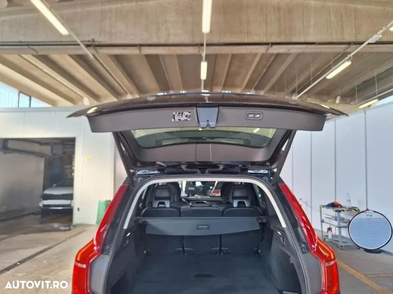 Volvo XC 90 B5 D AWD Geartronic Inscription - 8