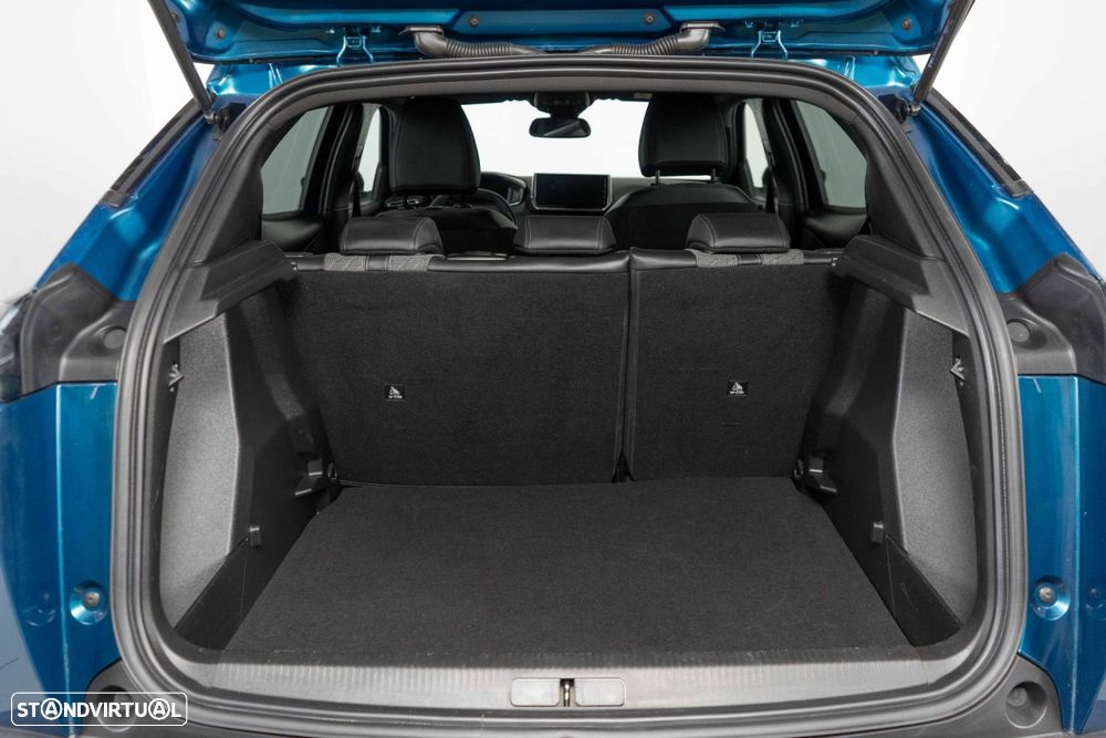 Peugeot 2008 1.2 PureTech Allure - 16