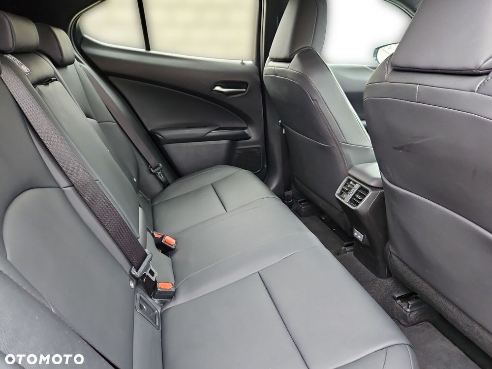 Lexus UX 250h GPF F Sport Design+ 2WD - 26