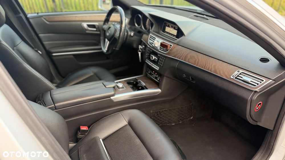 Mercedes-Benz Klasa E 220 BlueTEC 9G-TRONIC Avantgarde - 9