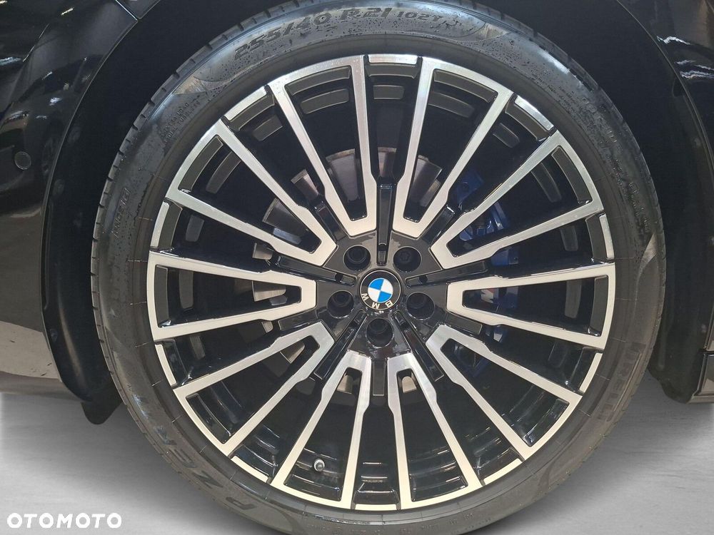BMW Seria 7 - 10
