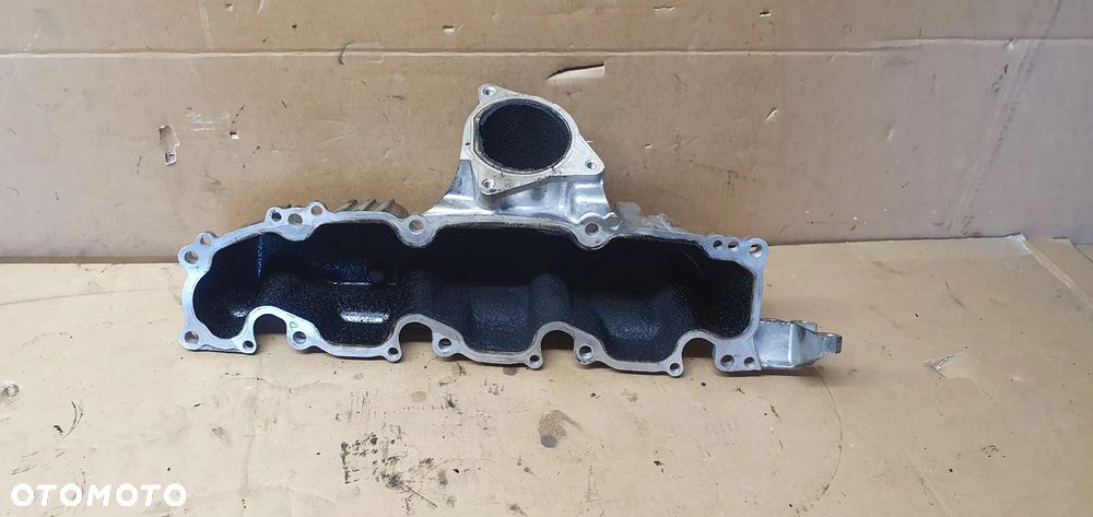 Kolektor ssący VW Passat B6 2.0 TDI - 5