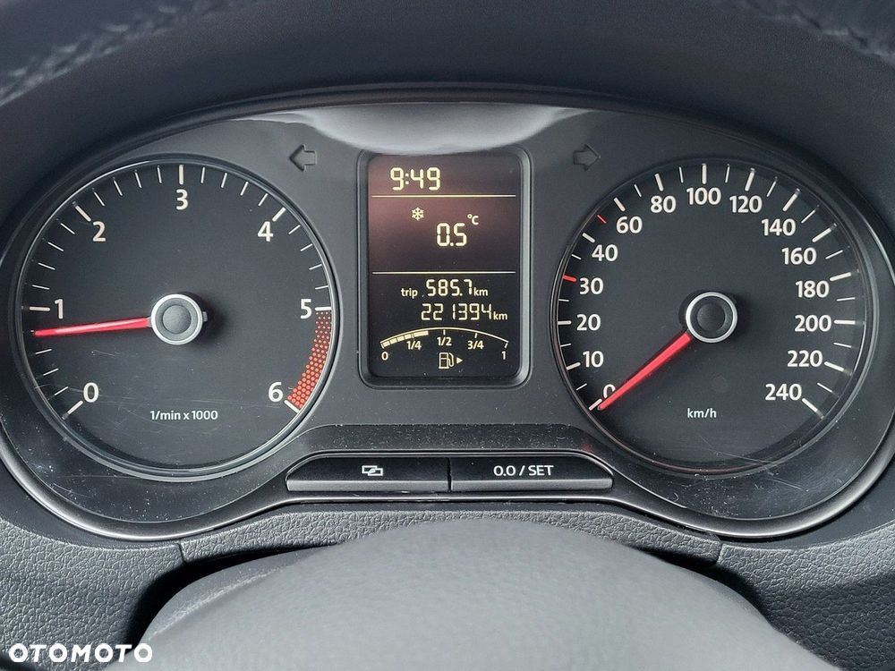 Volkswagen Polo - 26