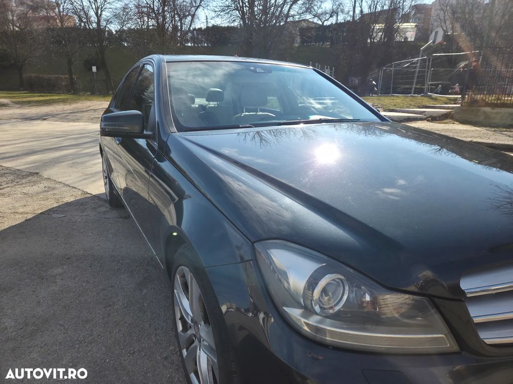 Mercedes-Benz C - 3