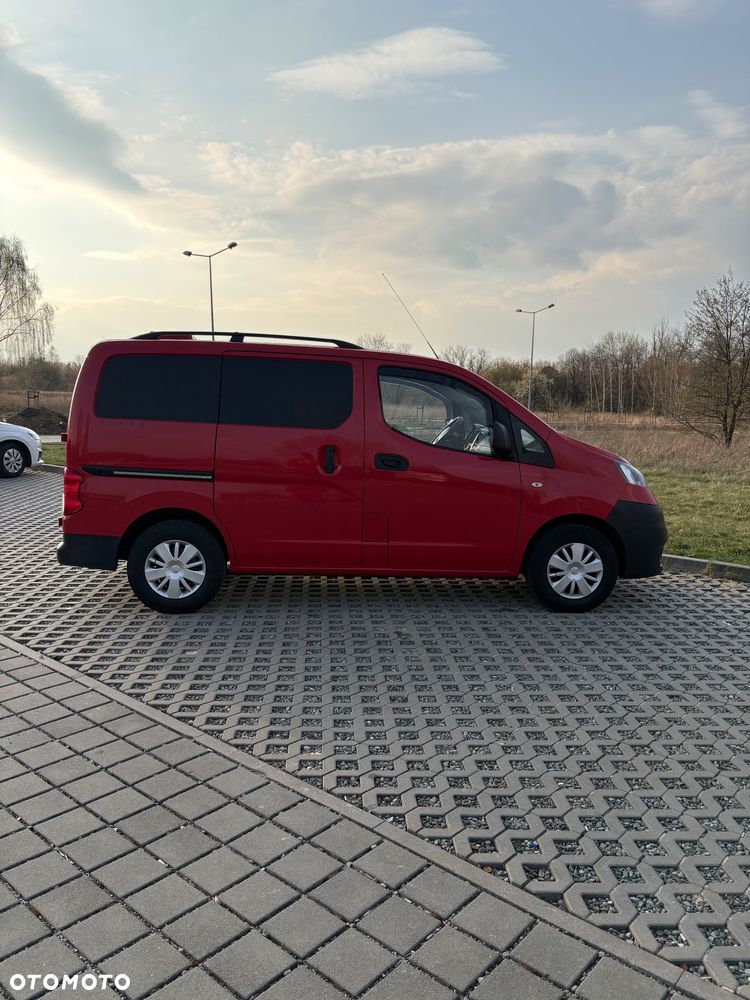 Nissan NV200 - 4