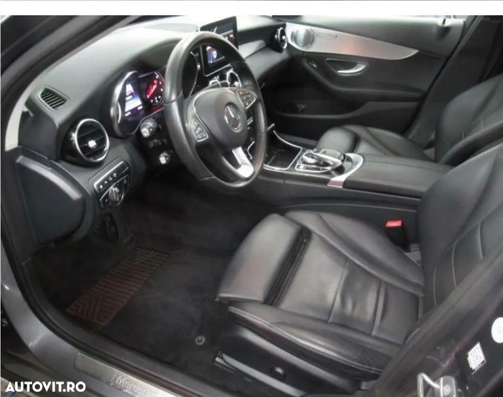 Mercedes-Benz C 200 4Matic 9G-TRONIC Avantgarde - 3