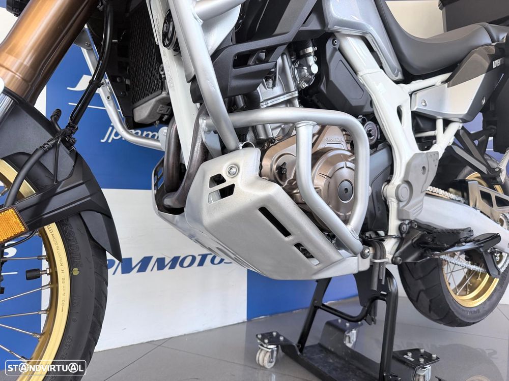 Honda Africa Twin 1000 ADV DCT 3 MALAS - 15