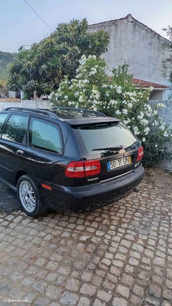 Volvo V40 - 2