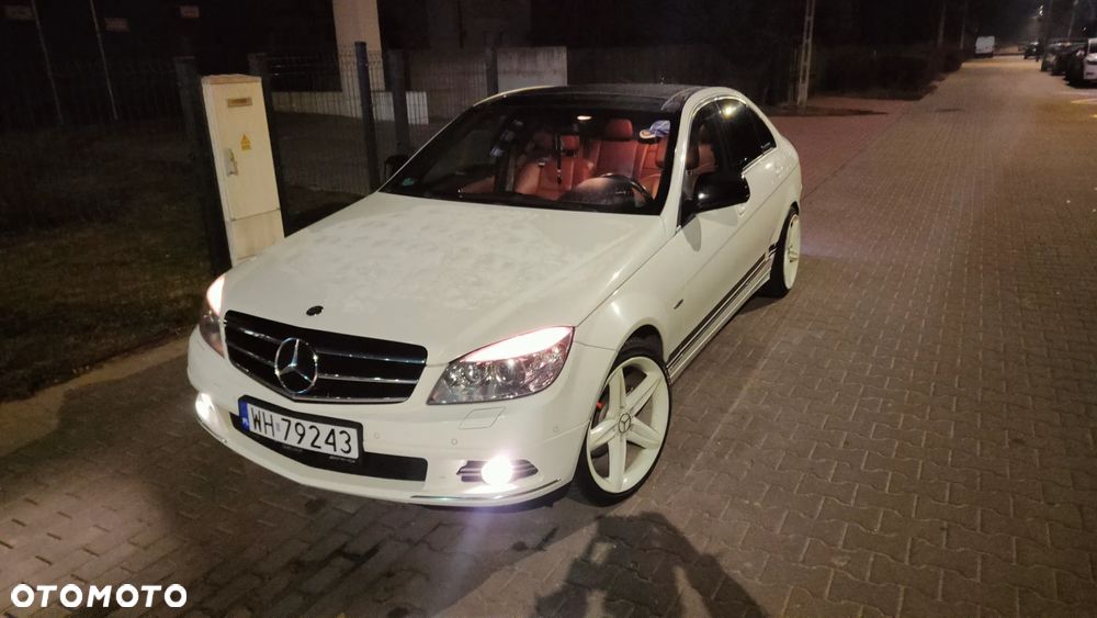 Mercedes-Benz Klasa C 220 CDI DPF Automatik Avantgarde - 17