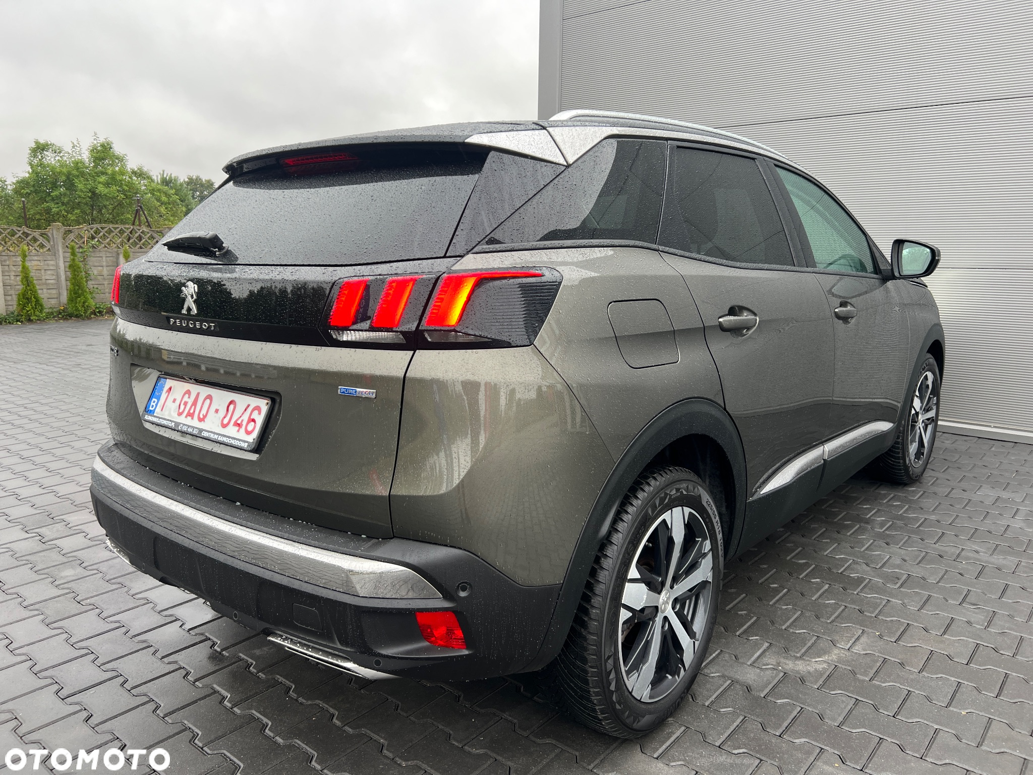Peugeot 3008 1.2 PureTech Allure Pack S&S - 17