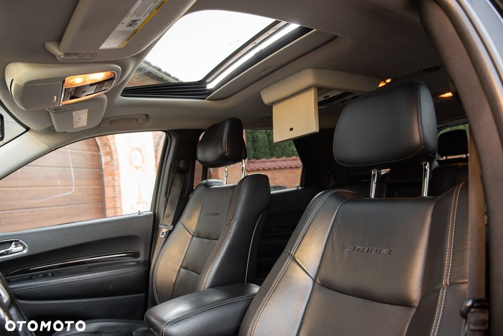 Dodge Durango 5.7 HEMI - 11