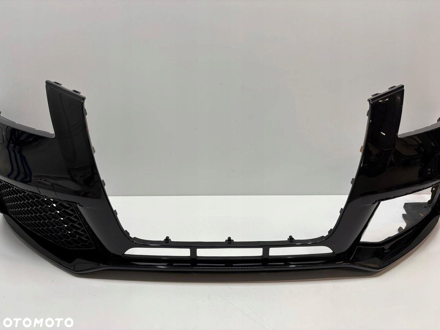 Audi RS3 8P0 Zderzak Przód Przedni 8P0807437AG - 4