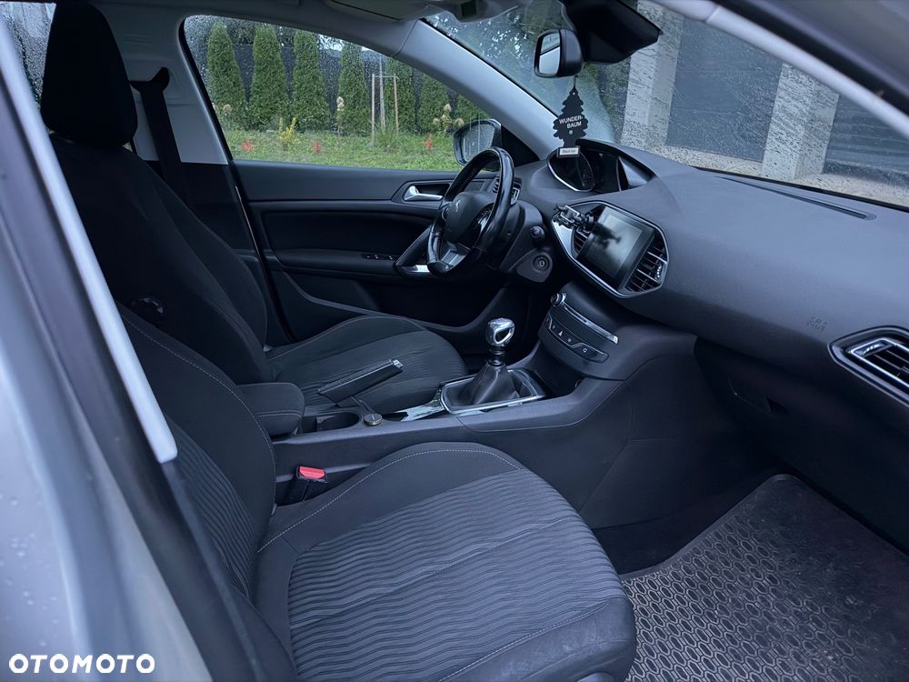 Peugeot 308 1.6 BlueHDi Active S&S - 9