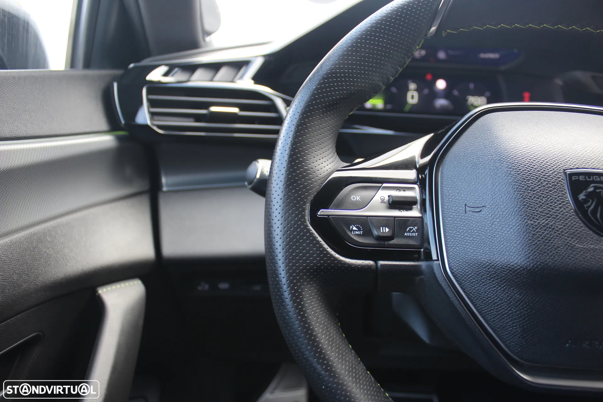 Peugeot 408 1.2 PureTech GT EAT8 - 25
