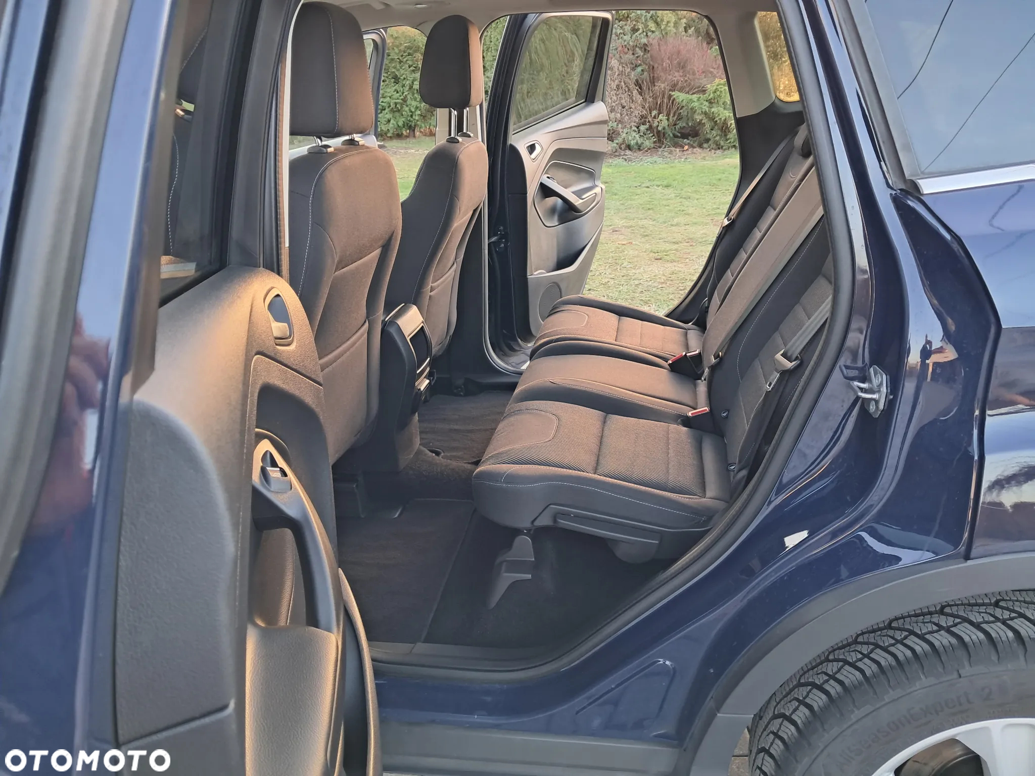 Ford Kuga - 24