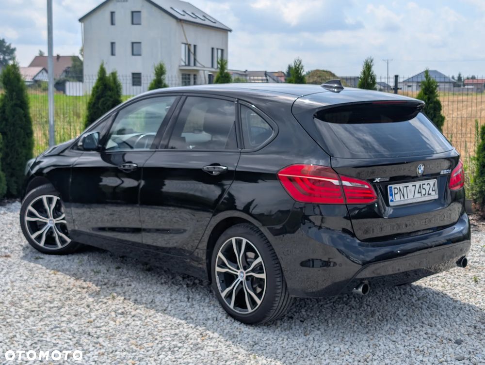 BMW Seria 2 220d xDrive Sport-Aut Sport Line - 12