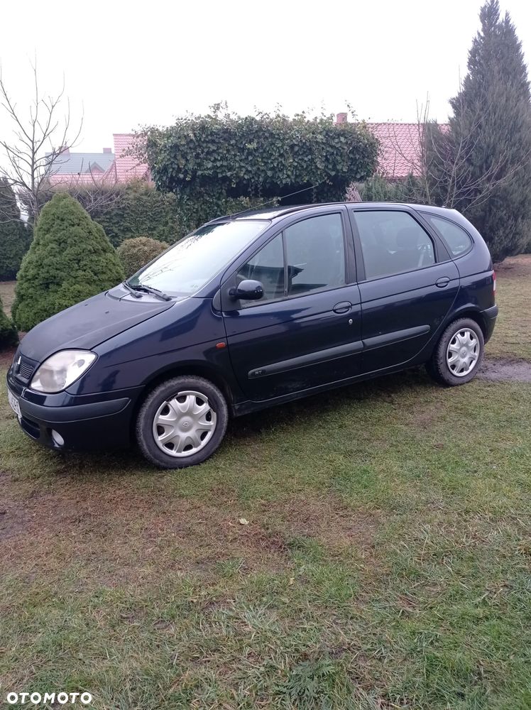 Renault Scenic - 1