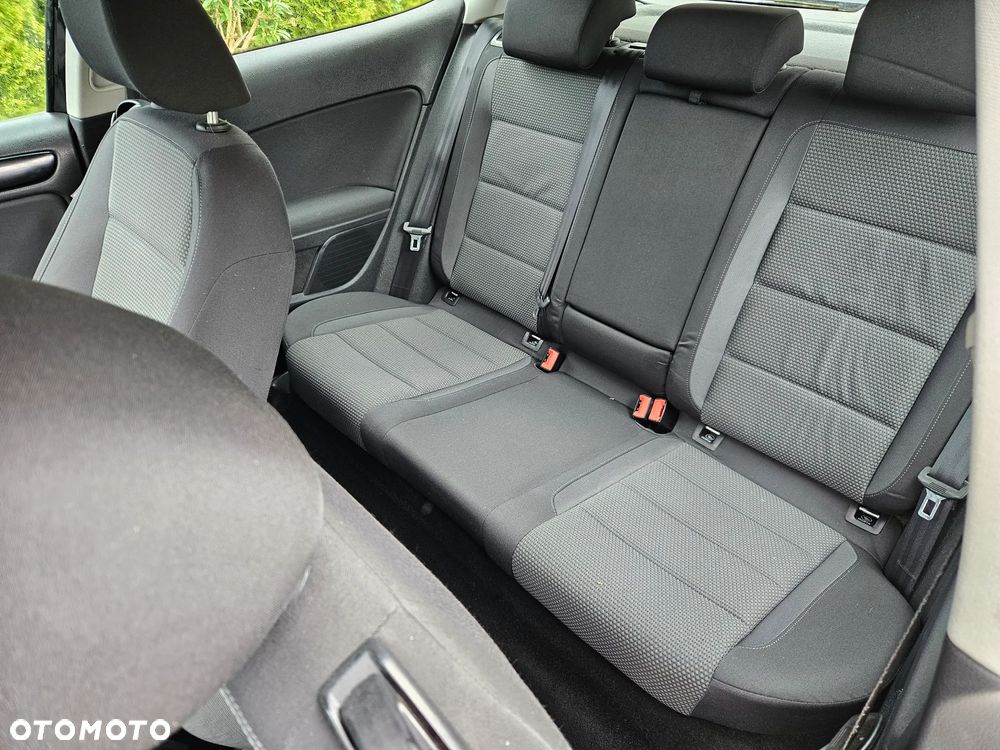 Volkswagen Golf 1.4 Team - 6