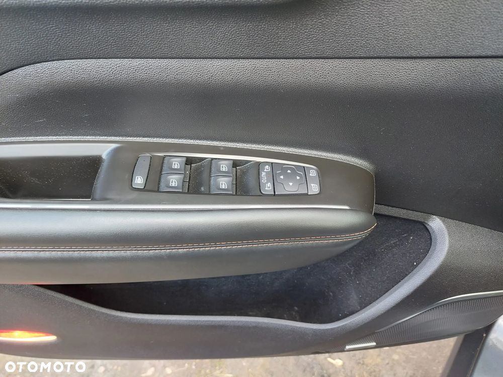 Renault Koleos 2.0 Blue dCi Initiale Paris 4x4 X-Tronic - 13