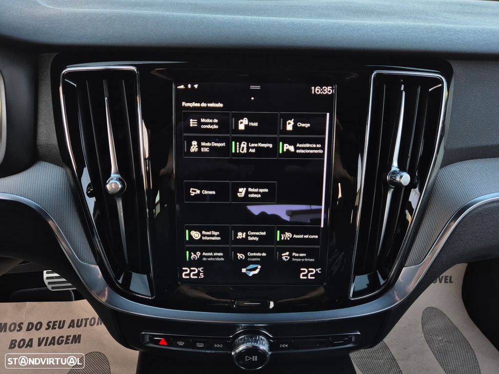 Volvo V60 2.0 T6 AWD TE R-Design - 28