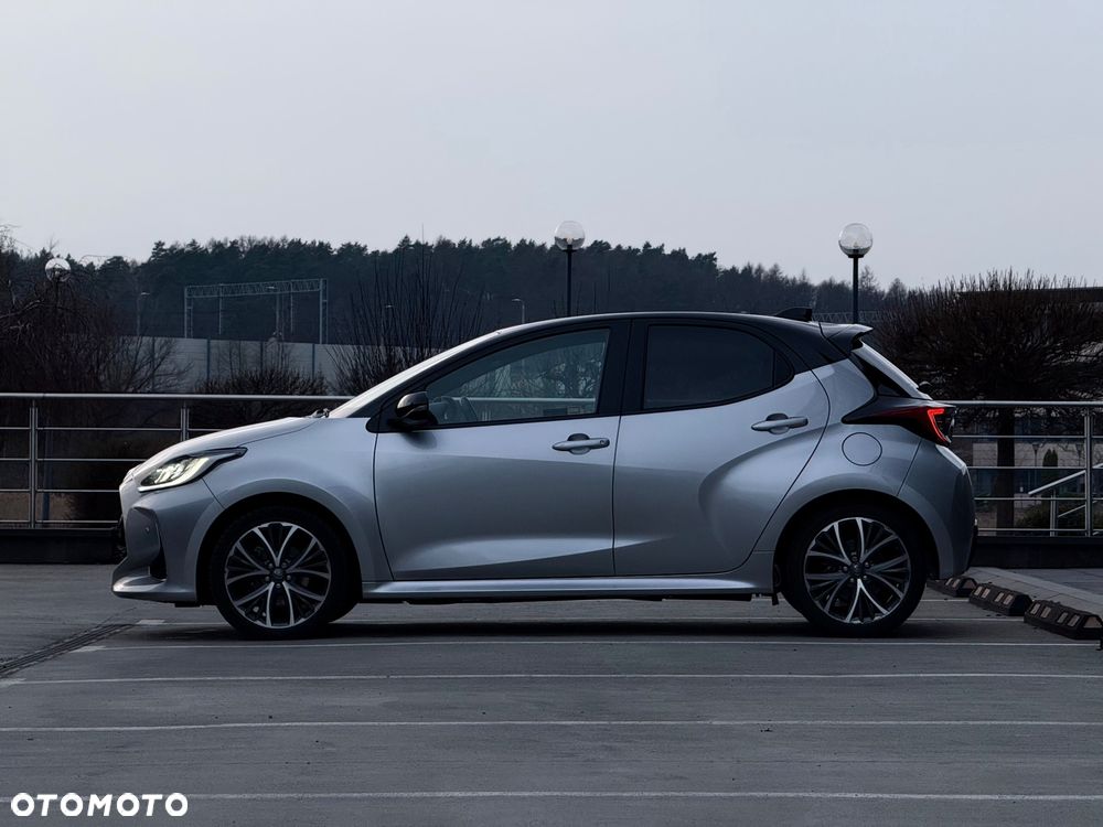 Toyota Yaris Hybrid 1.5 Executive - 8