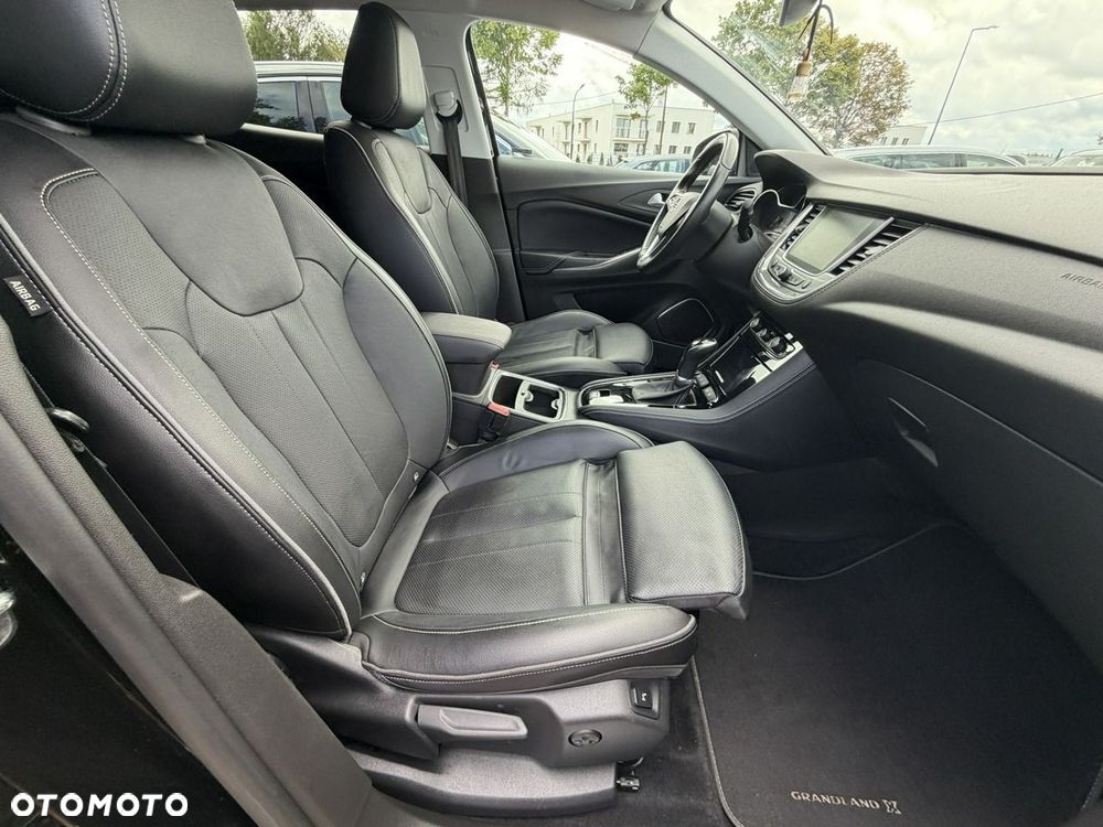 Opel Grandland X 1.6 DStart/Stop Automatik Business INNOVATION - 35