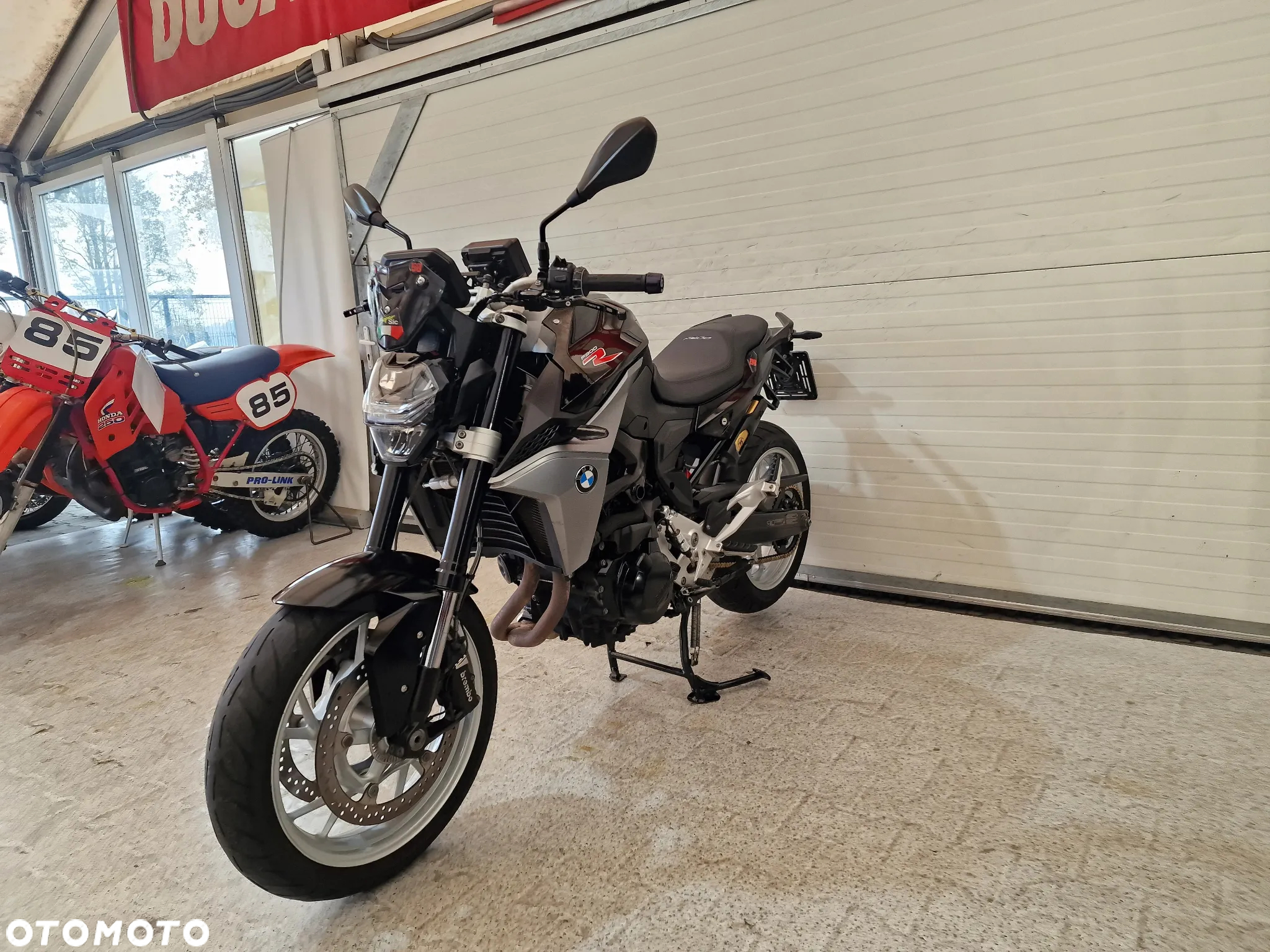 BMW F - 20
