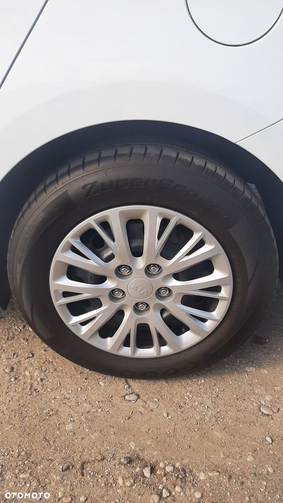 Kia Ceed 1.6 GDI Spirit - 31