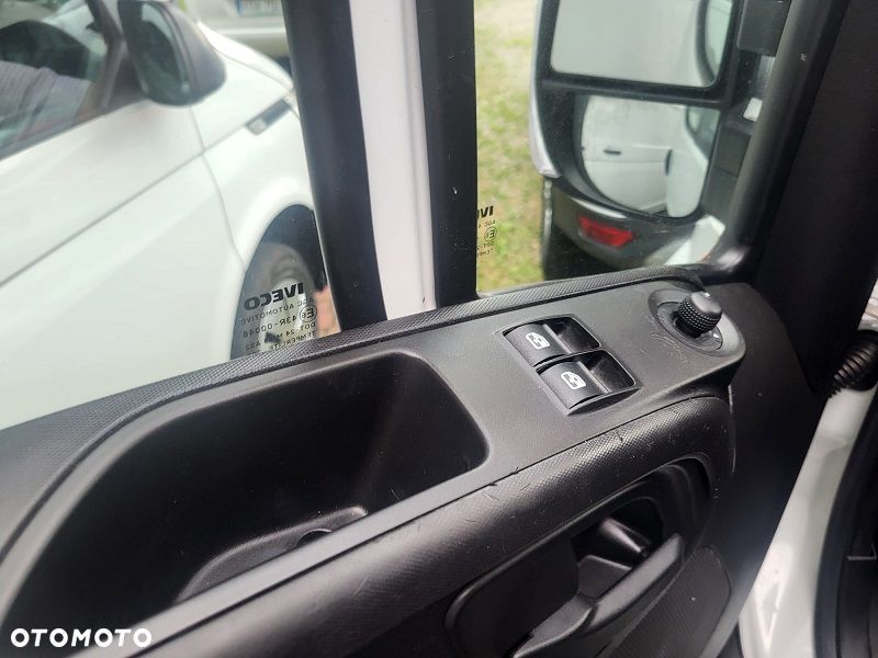 Iveco Daily 35C15 35-150 nowy kiper 3S - 13