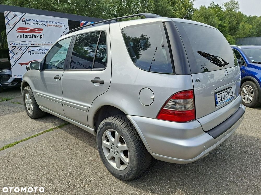 Mercedes-Benz ML 320 - 8