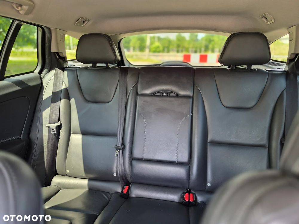 Volvo V60 - 19