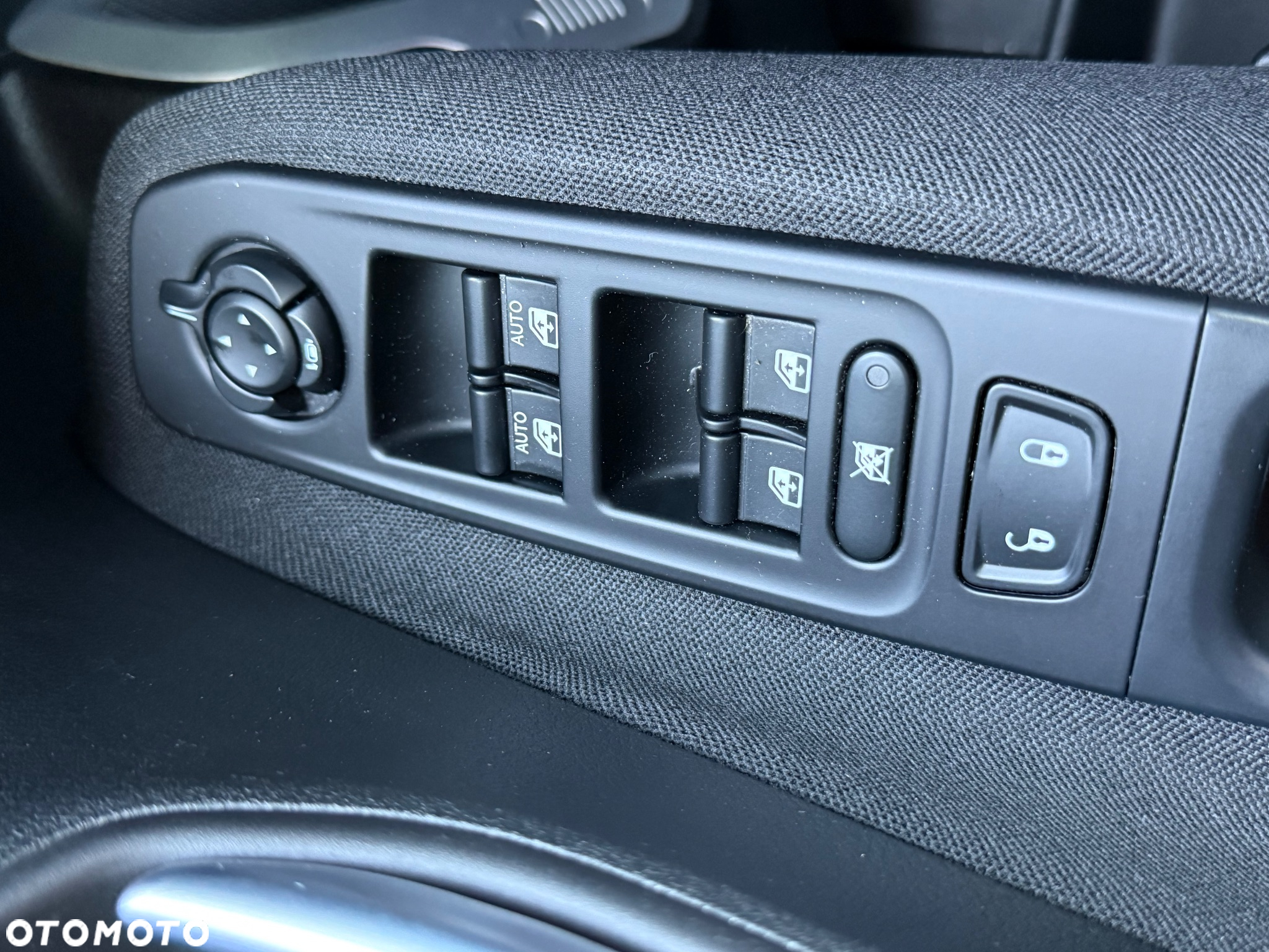 Jeep Renegade 1.4 MultiAir Longitude - 30