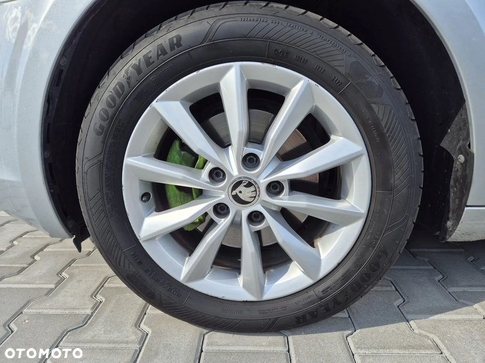 Skoda Octavia - 8