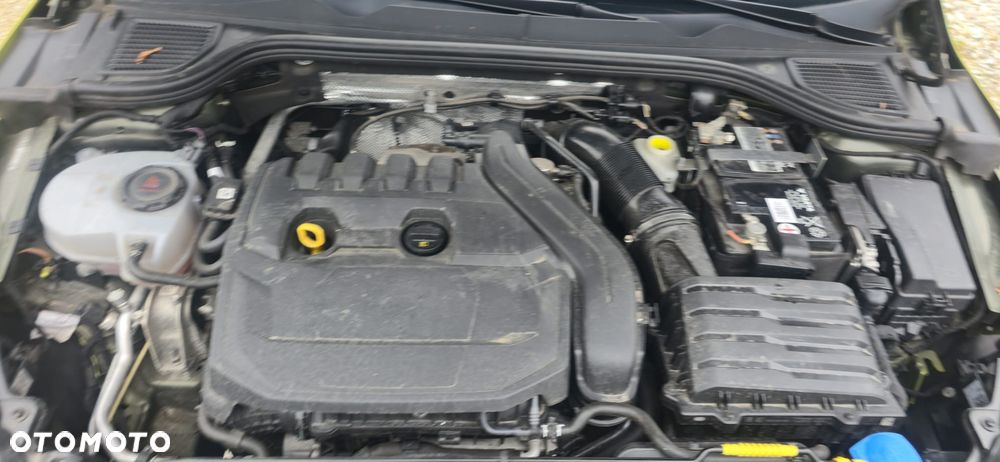 Volkswagen Golf 1.5 TSI ACT OPF Highline - 19
