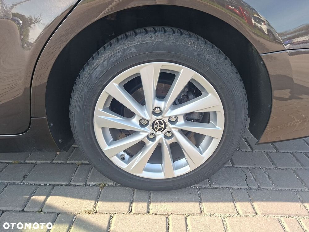 Toyota Camry 2.5 Hybrid Comfort CVT - 16