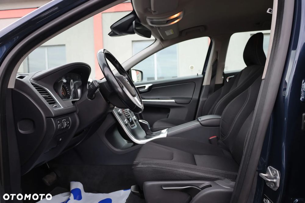 Volvo XC 60 D4 Geartronic Kinetic - 20