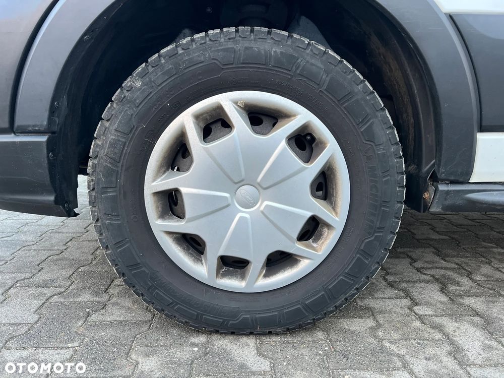 Ford Transit - 9