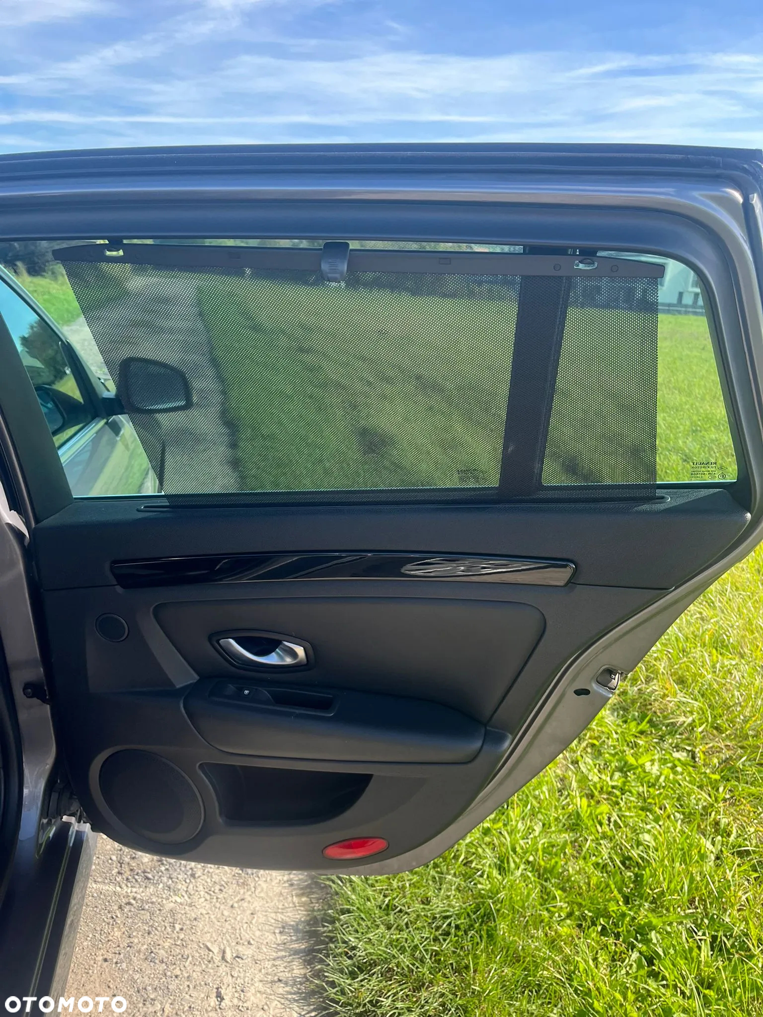 Renault Laguna Grandtour ENERGY dCi 130 FAP Start-Stop Bose Edition - 15