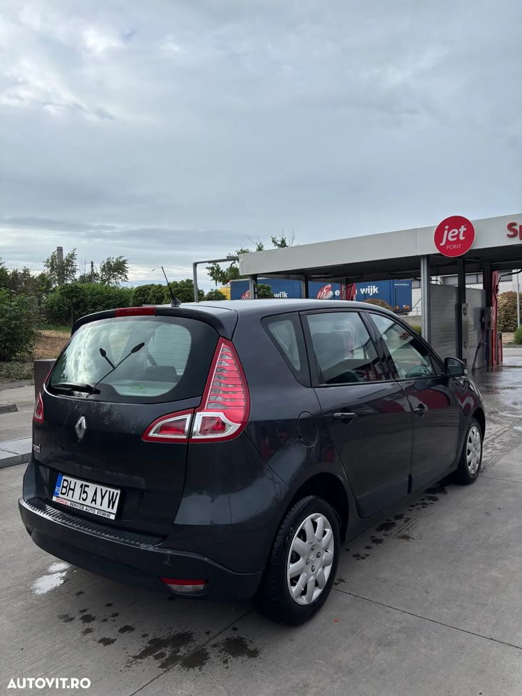 Renault Scenic - 4