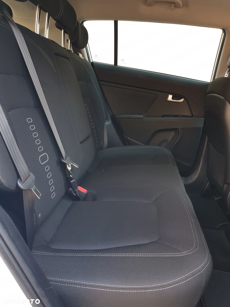 Kia Sportage 1.6 GDI Business Line 2WD - 37
