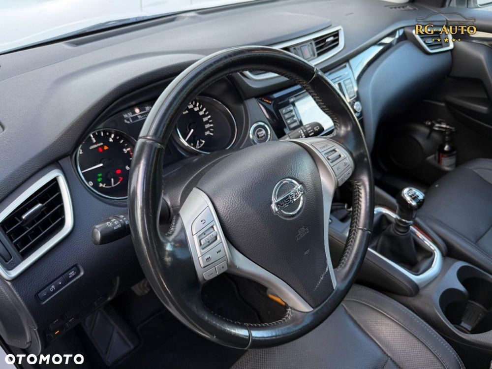 Nissan Qashqai - 23